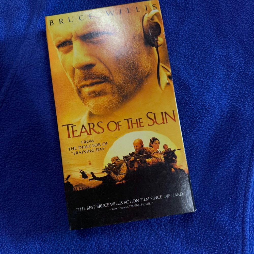 Tears of the Sun VHS Bruce Willis Action‎ Movie Film Tape Collectible